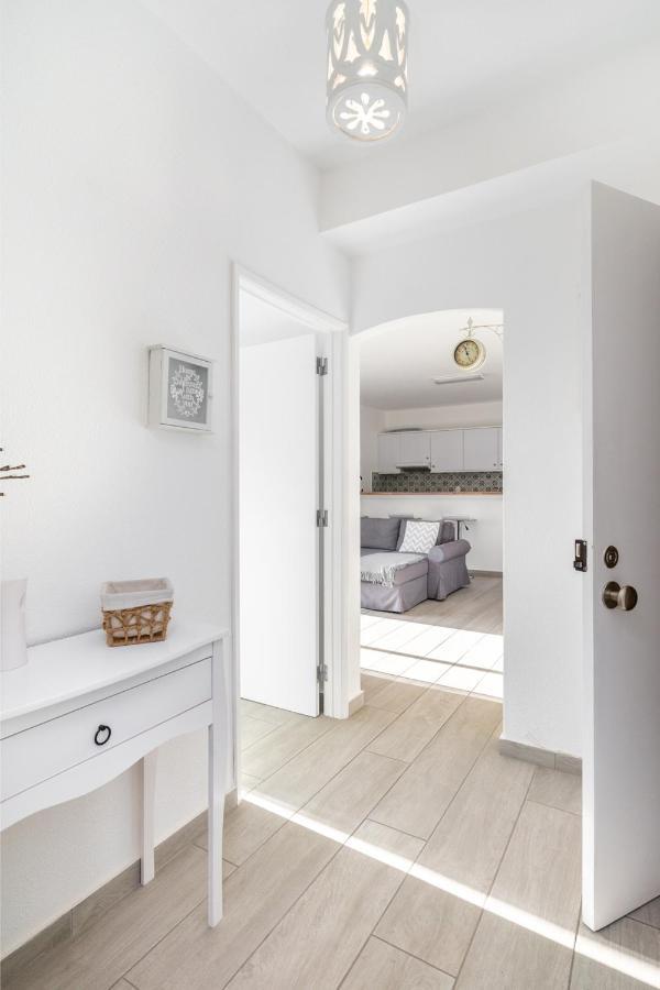 Apartamento Cor Do Mar - Sunny, Clean And Spacious Apartment With Sea View, In Alvor - Very Close Walking Distance To The Beach And Alvor Village ภายนอก รูปภาพ