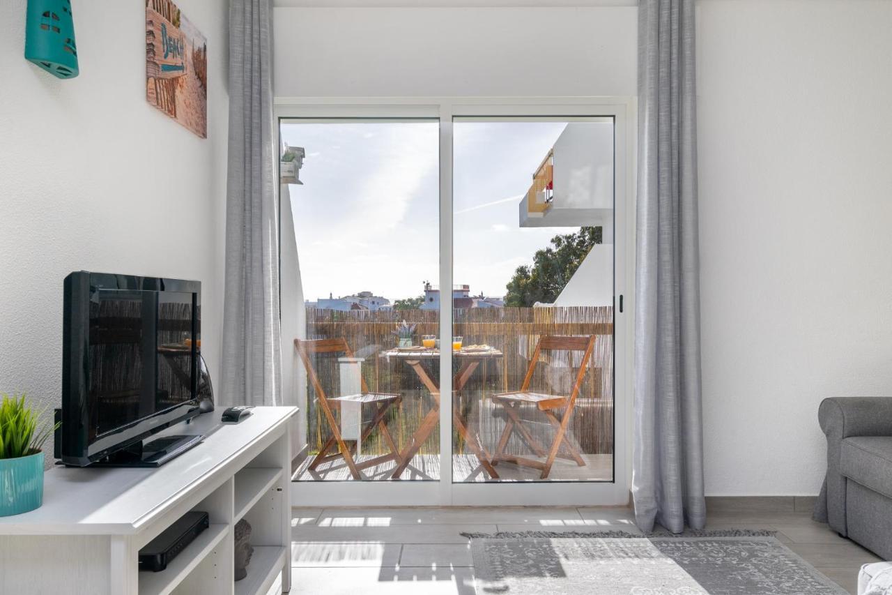 Apartamento Cor Do Mar - Sunny, Clean And Spacious Apartment With Sea View, In Alvor - Very Close Walking Distance To The Beach And Alvor Village ภายนอก รูปภาพ
